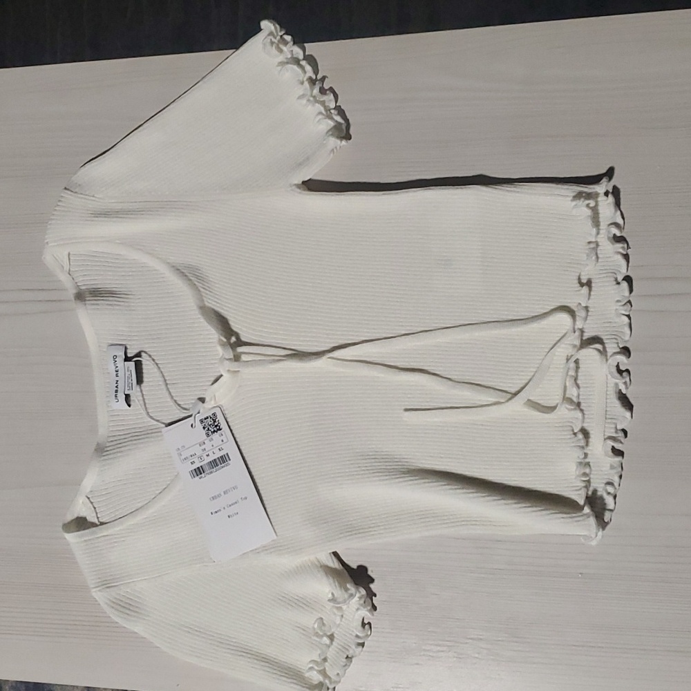 Urban Revivo White Top